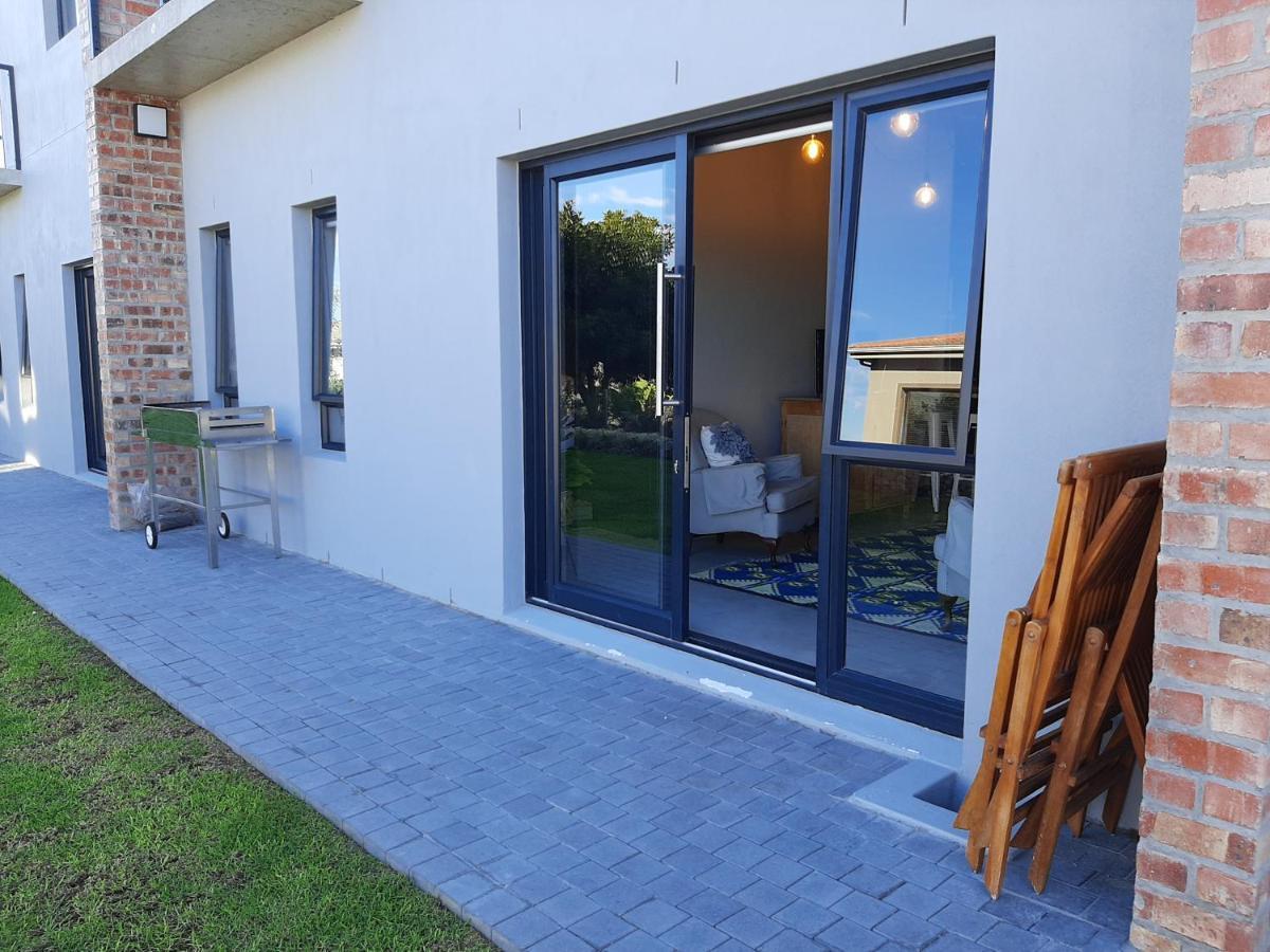 Black Eagle Self-Catering Accommodation, Hermanus Eksteriør bilde