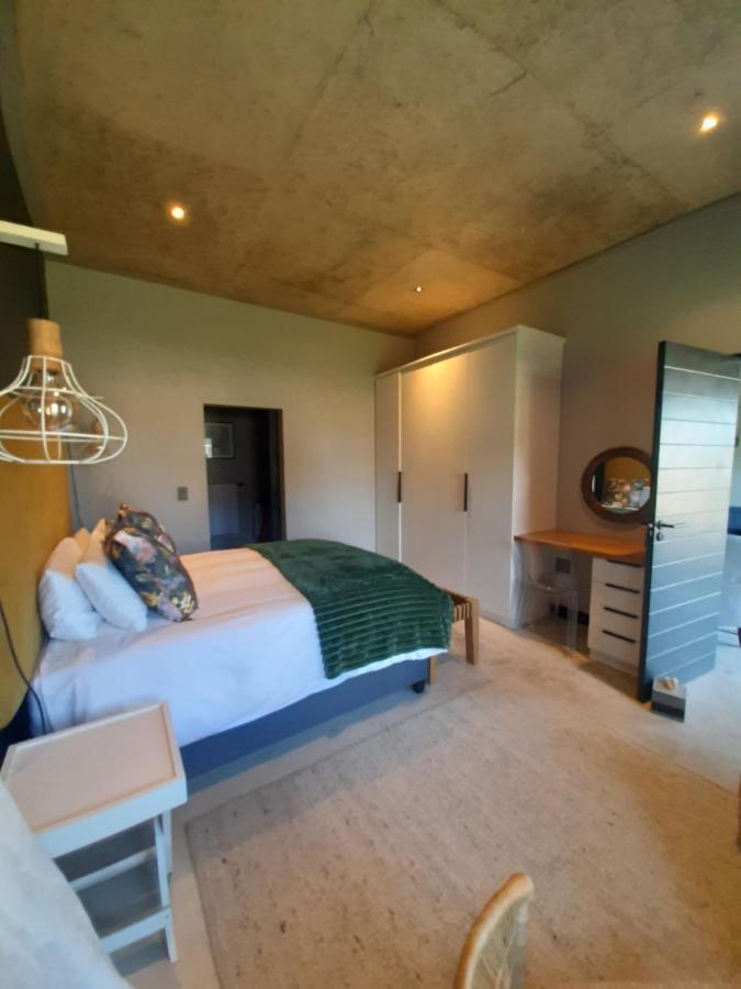 Black Eagle Self-Catering Accommodation, Hermanus Eksteriør bilde